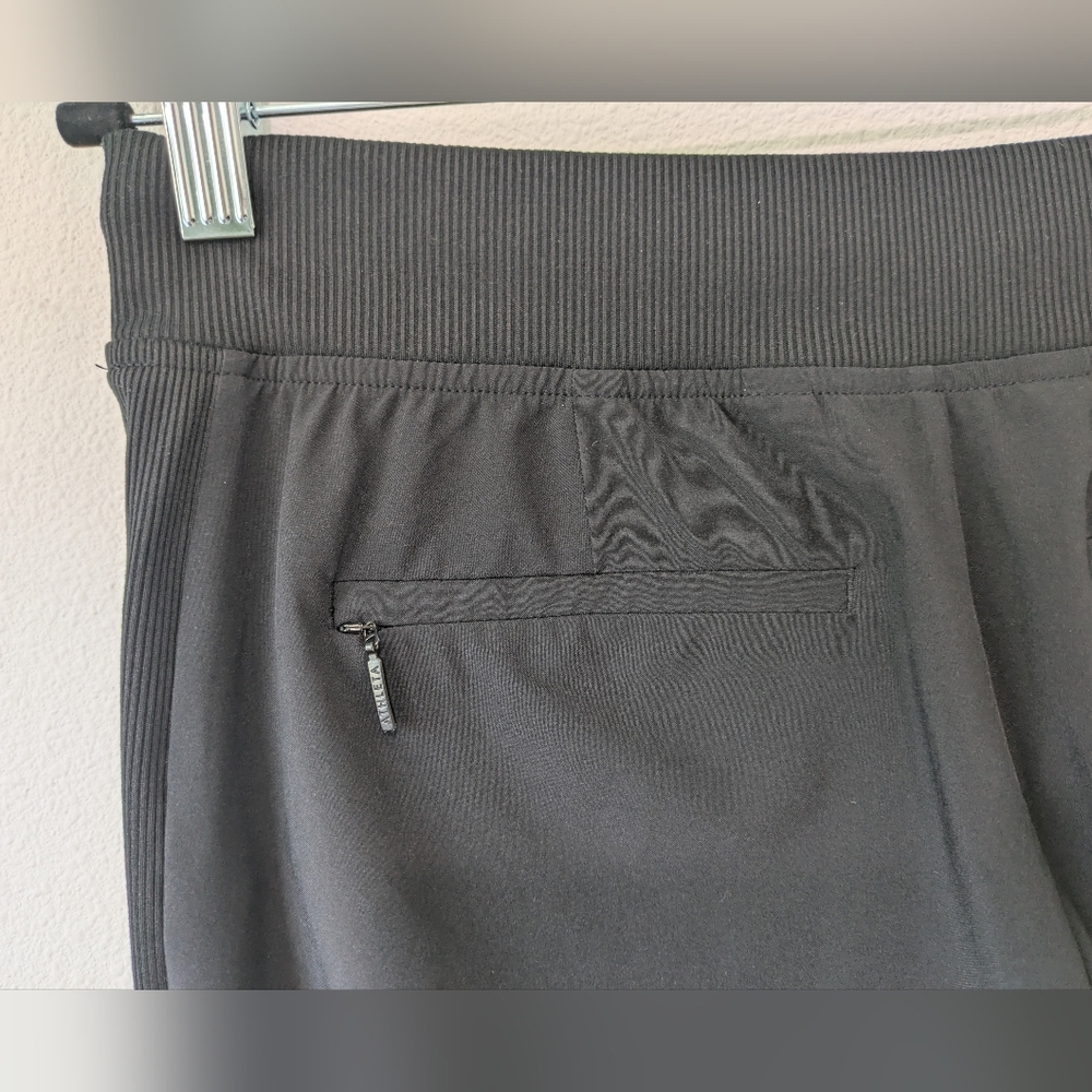 ATHLETA Brooklyn Ankle Pant 6 Black Mid Rise Lightweight Outdoor Summer Hiking - Picture 6 of 13